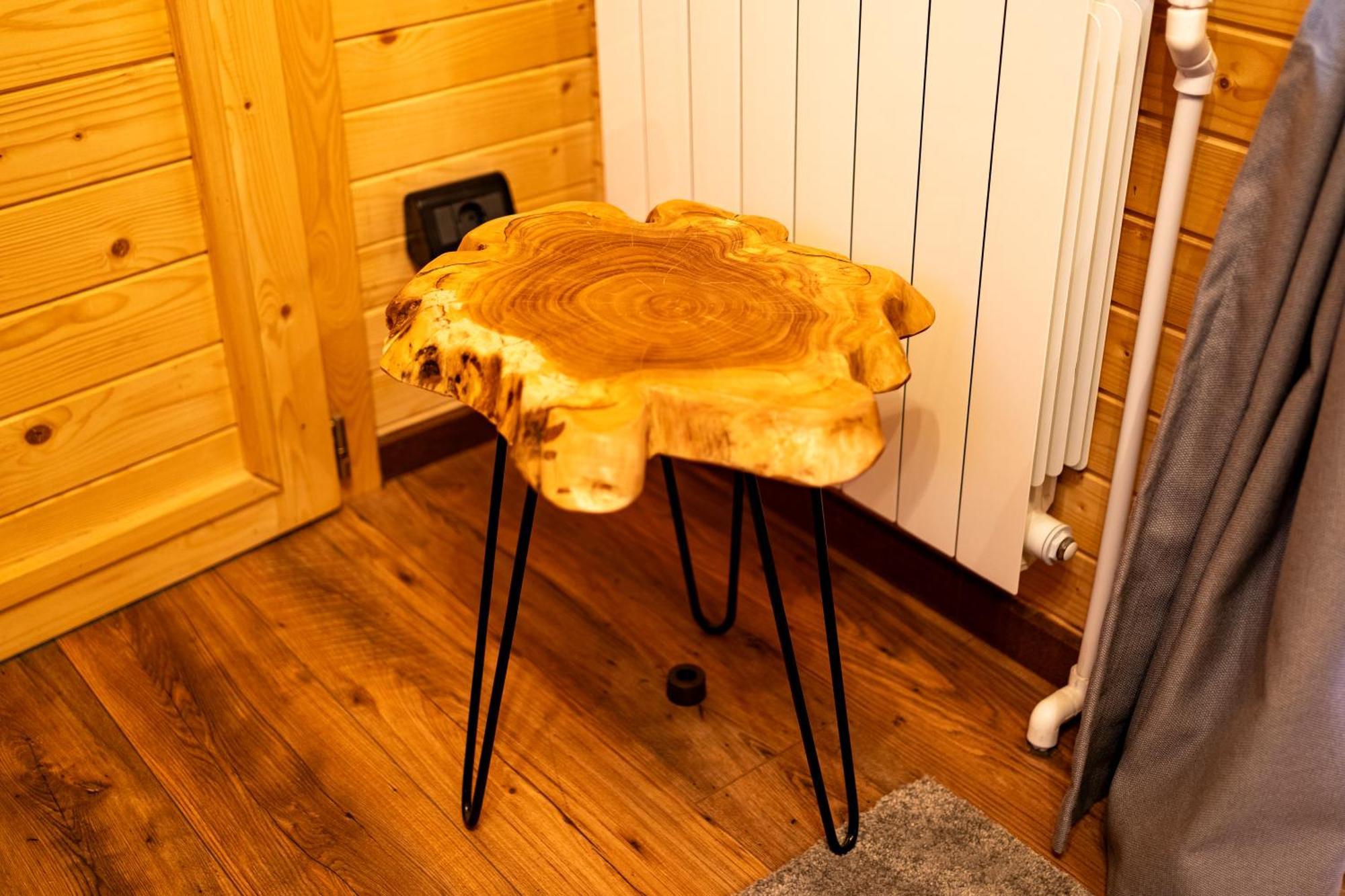 Glamp In Style Pods Resort Бран Екстериор снимка